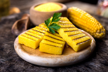 Grillezett polenta